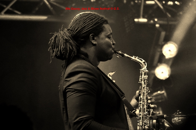 Joe Louis Walker  (19).JPG
